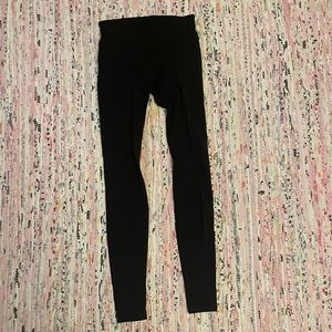 Low rise Lululemon wunder under leggings